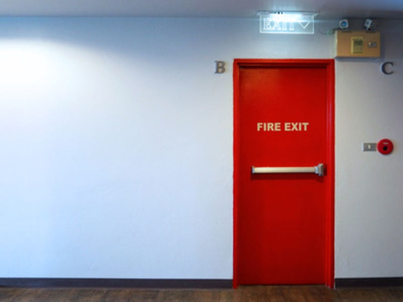 fire exit door Karawang